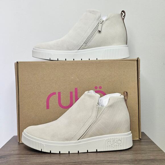 RYKA Women's Vera 2 Booties Size 9.5 Beige NWT - Picture 1 of 10